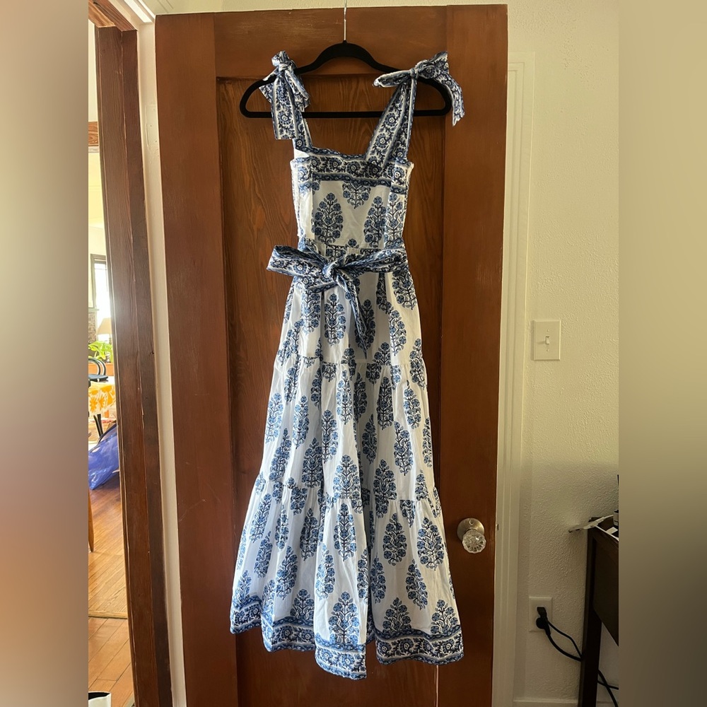NEVE & NOOR Lolly Midi Sun Dress in Indi Lapis White Blue Floral